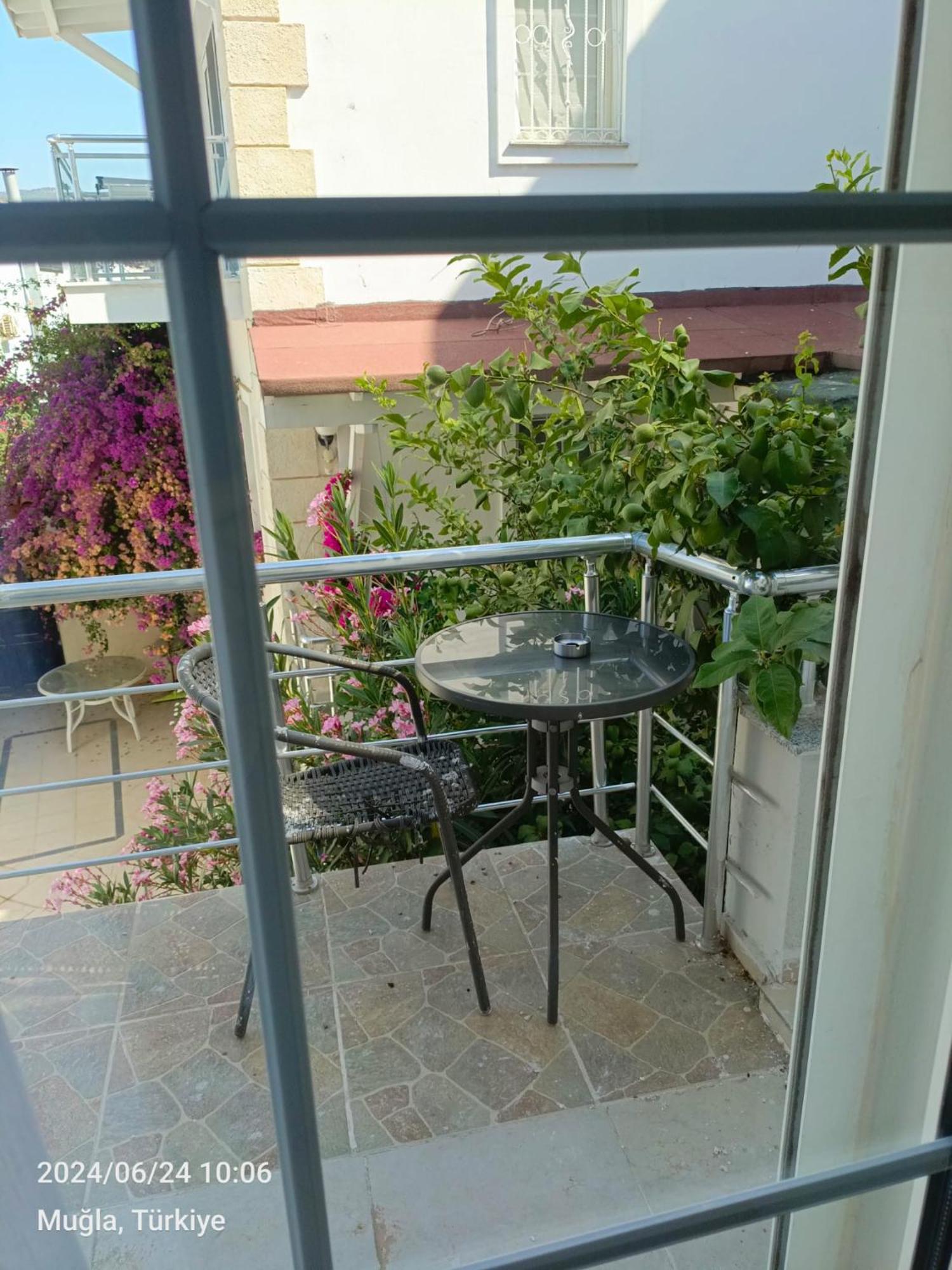 Familienzimmer mit seitlichem Meerblick